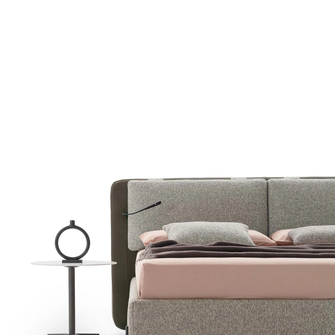 Lit LeComfort Cortina dans une chambre contemporaine