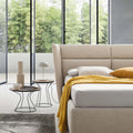 Lit LeComfort Pasodoble dans une chambre contemporaine
