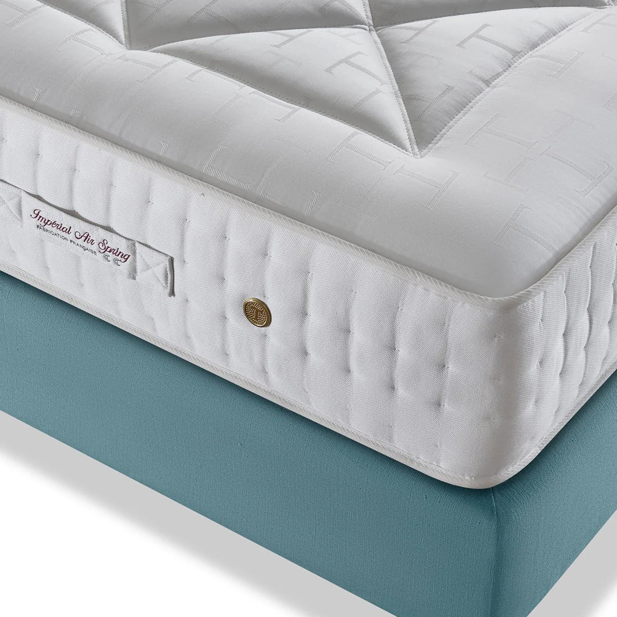 Détail du capitonnage du matelas Tréca Impérial Air Spring